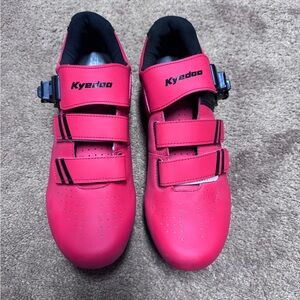 Cycling Shoes compatible with Peleton. Red.